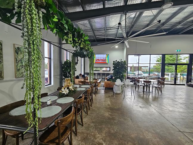 Greengrocer on Clifford - Goulburn