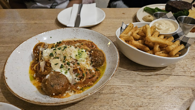 Freda’s Cafe Restaurant Bar - Hospitality and gastronomy