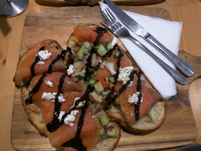 Opinii despre Deli & Dine în Corrimal - Hospitality and gastronomy