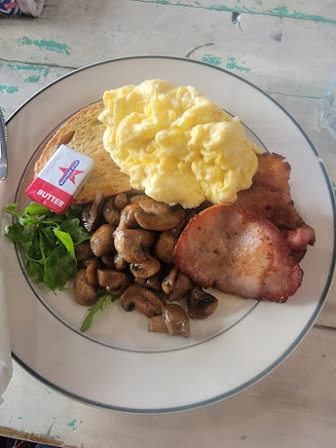 Little Willy's - Hospitality and gastronomy