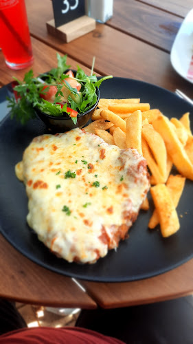 108 Main S Rd, Hackham SA 5163