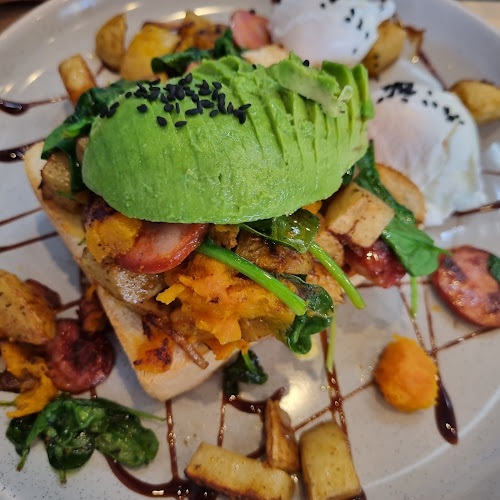 Comentarii opinii despre Gusto