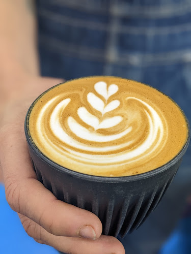 Comentarii opinii despre Steam & Cedar