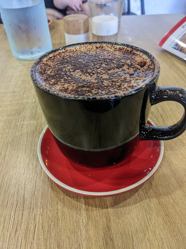 3/304-308 Mulgrave Rd, Westcourt QLD 4870