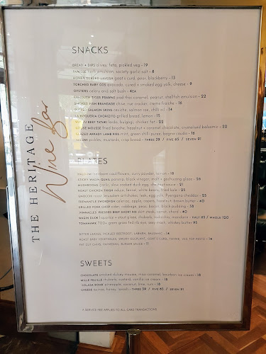 Comentarii opinii despre The Heritage Wine Bar & Restaurant