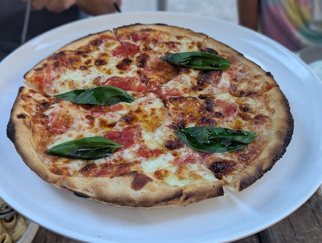 3/3018 Surfers Paradise Blvd, Surfers Paradise QLD 4217