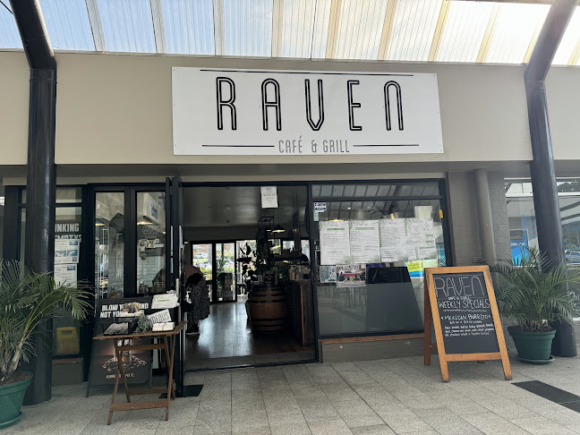 Raven Cafe & Grill - Hospitality and gastronomy