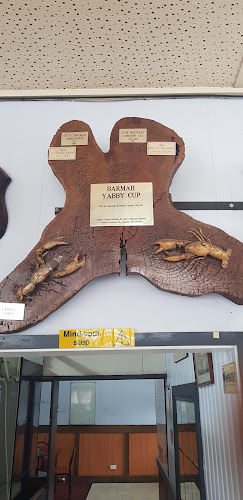 Comentarii opinii despre Barmah Pub