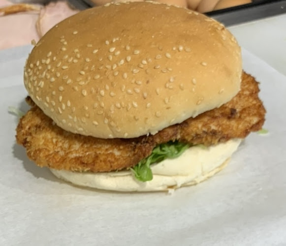 Opinii despre Caesars Chicken în Corrimal - Hospitality and gastronomy