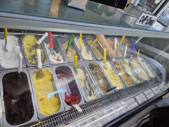 Amo Gelato Caffe