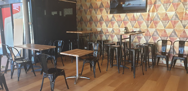 Comentarii opinii despre Smokin Grill and Burger Restaurants