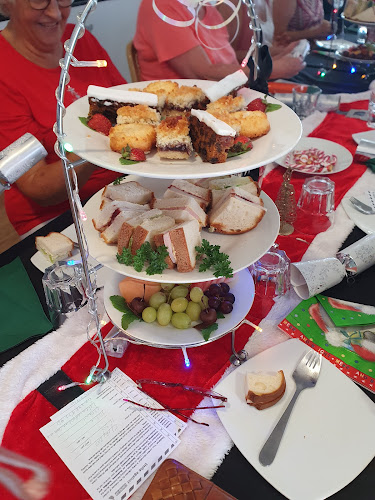 Opinii despre Norma Jeans Cafe Tinana în Tinana - Hospitality and gastronomy