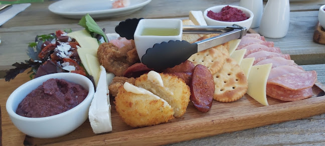 Opinii despre The Gladstone Hotel în Melbourne - Hospitality and gastronomy