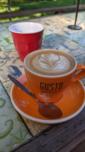 Flow Bar - Hospitality and gastronomy