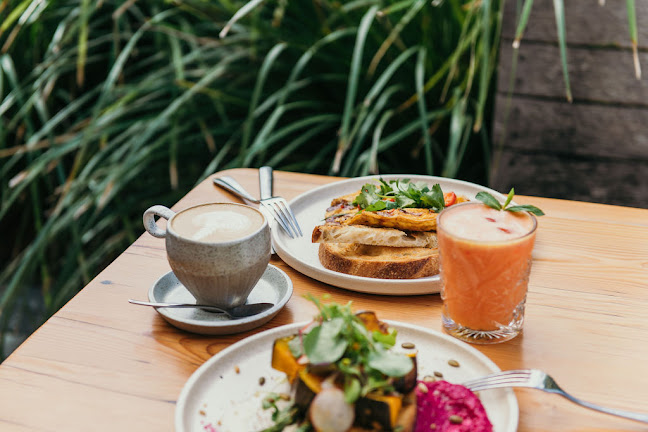 Comentarii opinii despre The Little Nel