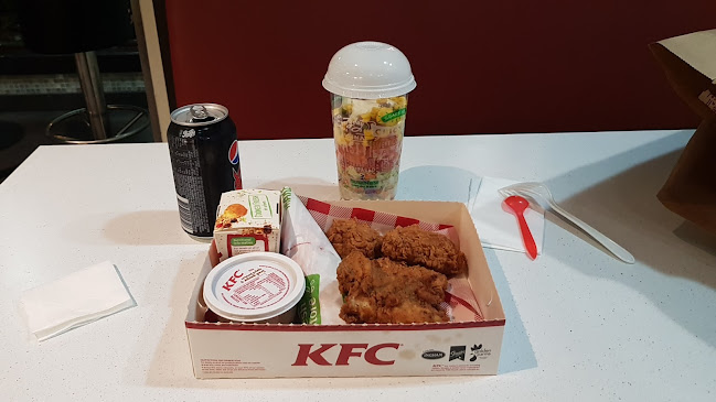 Opinii despre KFC Mermaid Beach în Mermaid Beach - Hospitality and gastronomy