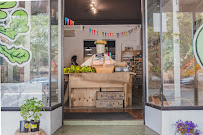 The Simple Market - Mile End