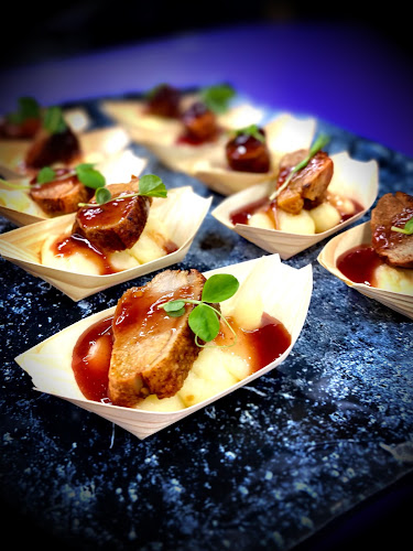 Garnishes Catering - Hospitality and gastronomy