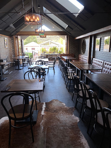 Hendriks Bar & Grill Southern Highlands - Hospitality and gastronomy