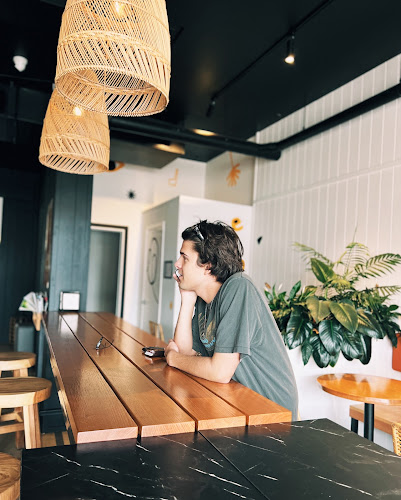 Good Bean Maroochydore (Drive Thru) - Hospitality and gastronomy