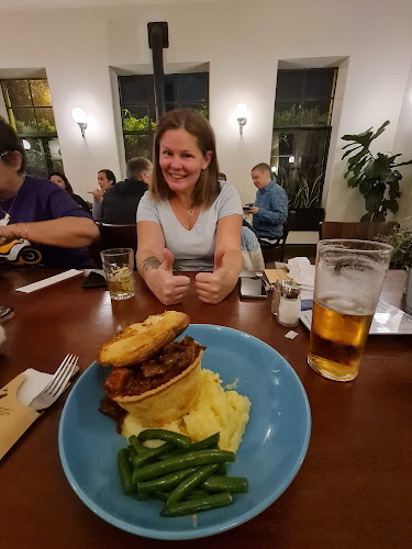 Captain Stirling Hotel - Hospitality and gastronomy