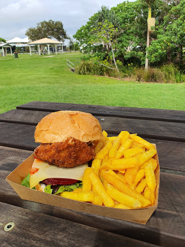 Coolum Coastal Chicken - Hospitality and gastronomy