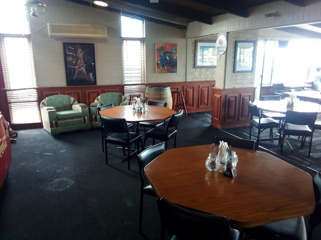 Pa's Fish Cafe - Hospitality and gastronomy