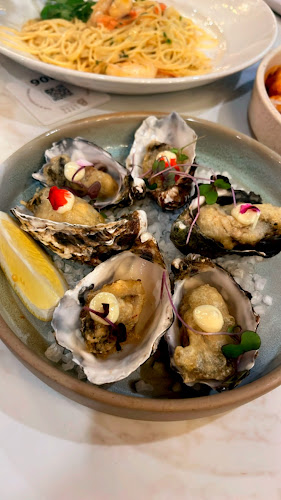 Left Bank Melbourne Restaurant & Cocktail Bar - Southbank