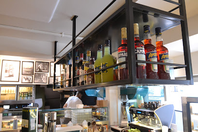 Via Della Spiga Italian Restaurant