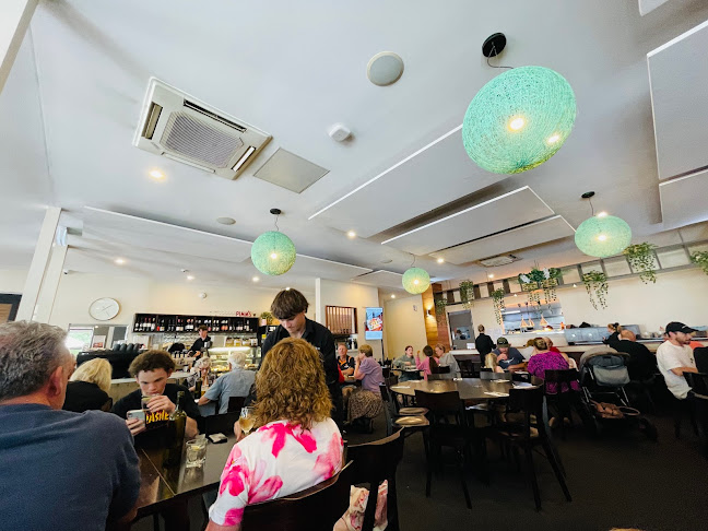 22 Wendouree Parade, Lake Wendouree VIC 3350