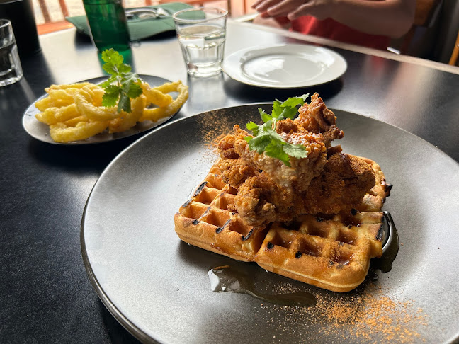 Comentarii opinii despre Port 53 Restaurant