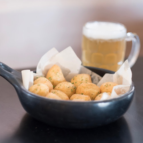 Cockatoo - Armstrong Creek