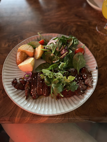 Osha Kitchen & Bar - Hospitality and gastronomy