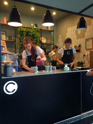 Comentarii opinii despre The Coop Espresso Bar