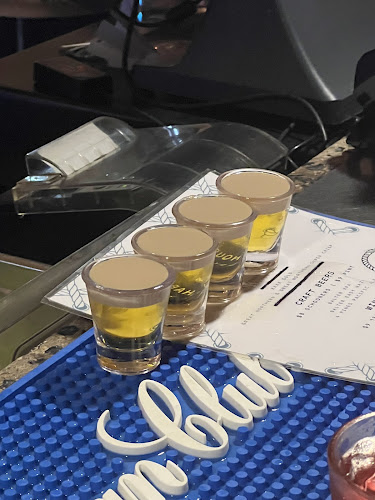 The Pier Bar - Cairns City