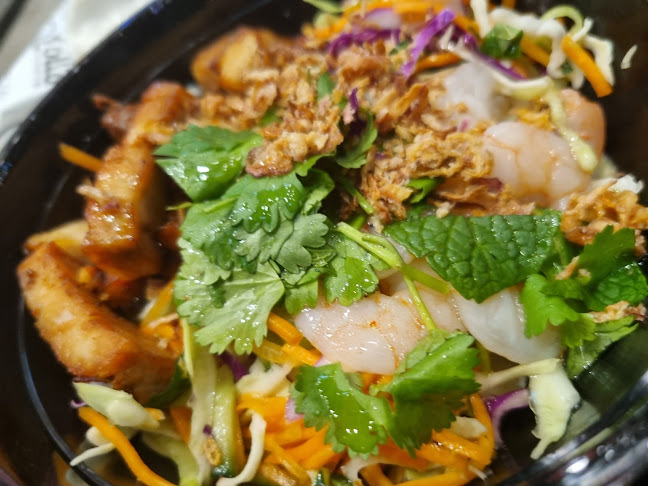 Roll'd Valley Metro - Hospitality and gastronomy