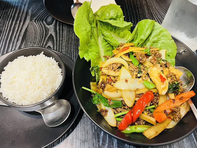 Chilli & Basil Thai Restaurant - Molendinar