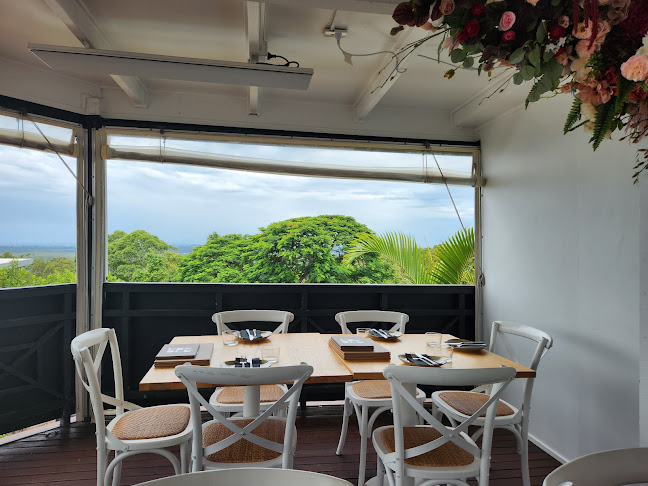 Dee Den Restaurant - Hospitality and gastronomy