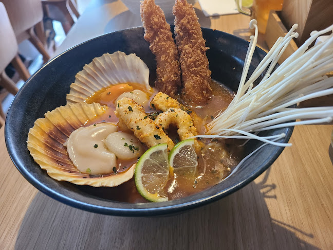 Tomodachi Izakaya & Bar - Hospitality and gastronomy