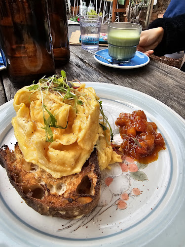 Opinii despre Peter Rabbit Cafe în Adelaide - Hospitality and gastronomy
