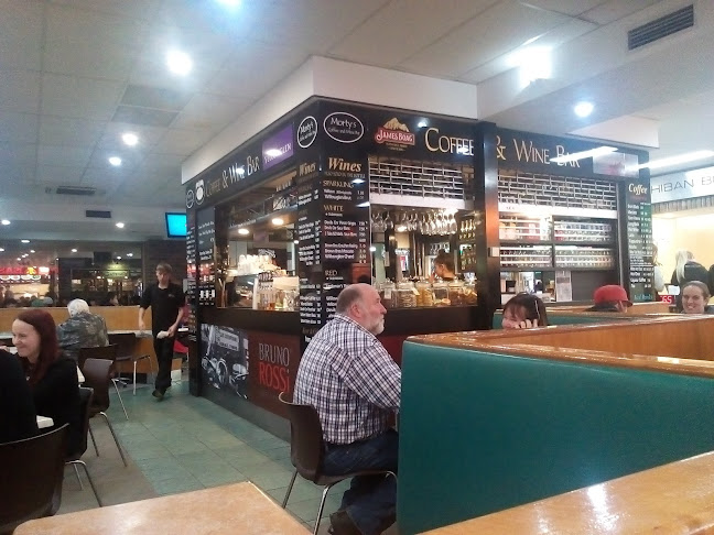 Morty's Coffee & Wine Bar - Hospitality and gastronomy