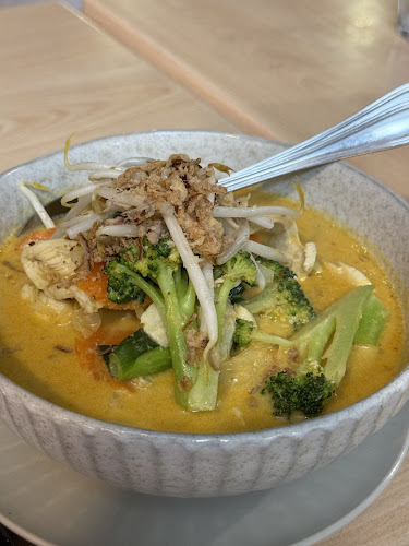 Opinii despre Chilli & Basil Thai Restaurant în Molendinar - Hospitality and gastronomy