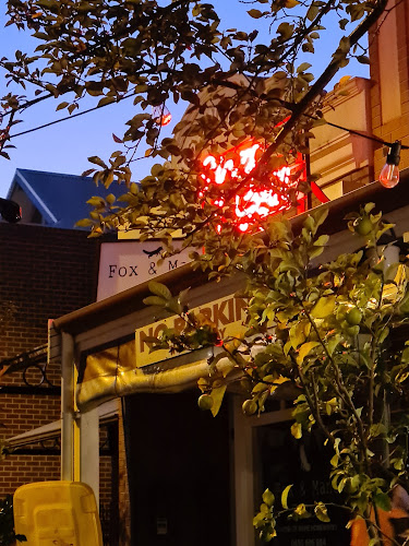 Louie's Pizzeria - Hospitality and gastronomy