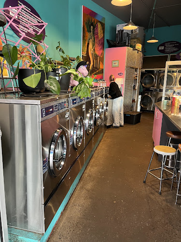 Machine Laundry Cafe - Battery Point