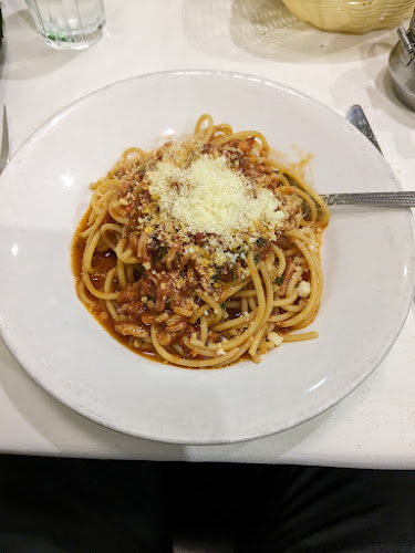 La Trattoria Restaurant & Pizza Bar - Hospitality and gastronomy