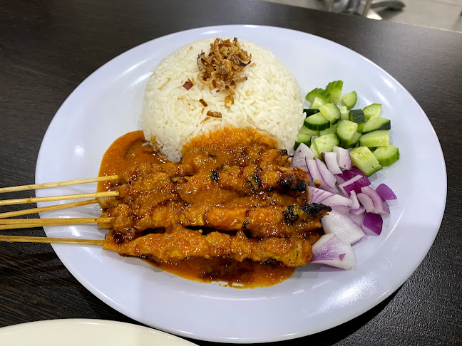 Comentarii opinii despre Pondok Daun Restaurant