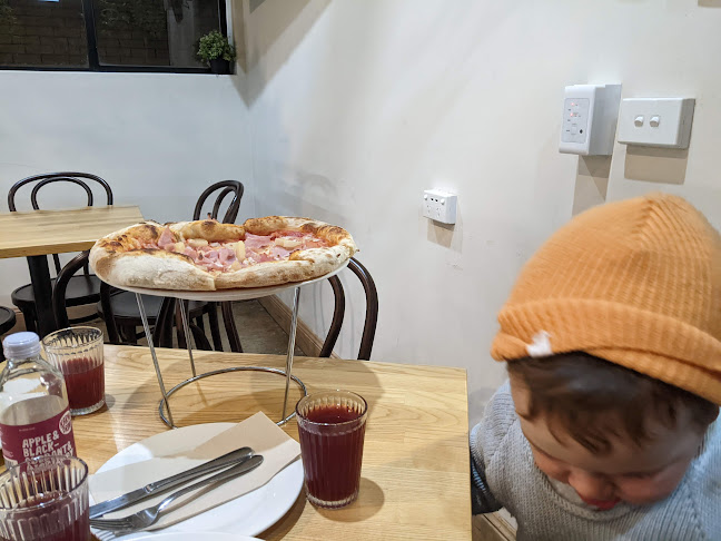 Shops, 8 Garran Pl, Garran ACT 2605