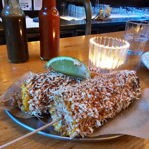 Opinii despre MAMASITA în Melbourne - Hospitality and gastronomy