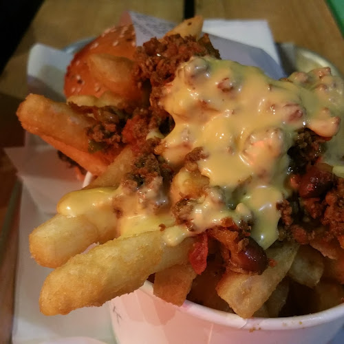 Grand Trailer Park Taverna - Hospitality and gastronomy