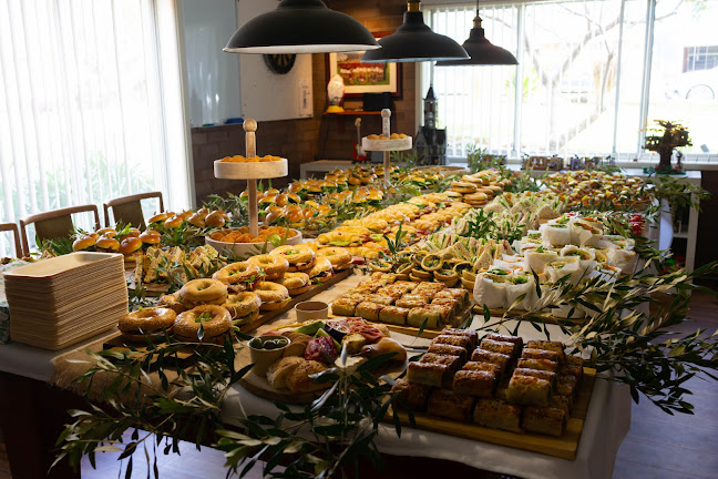 Deli & Dine - Corrimal